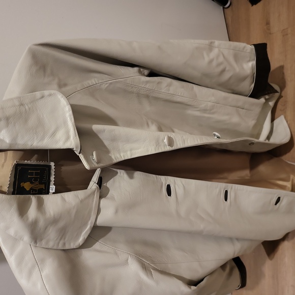 NWT Vintage Italian Leather Trench Coat - Picture 13 of 16